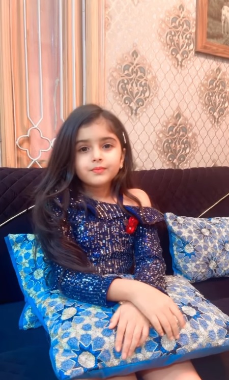 potret modis anak angkat anupamaa di keseharian © berbagai sumber