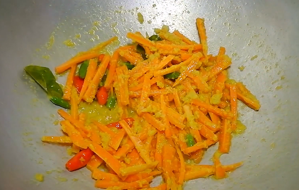 Tanpa cuka, ini cara bikin acar kuning yang sehat dan segar untuk pelengkap makanan