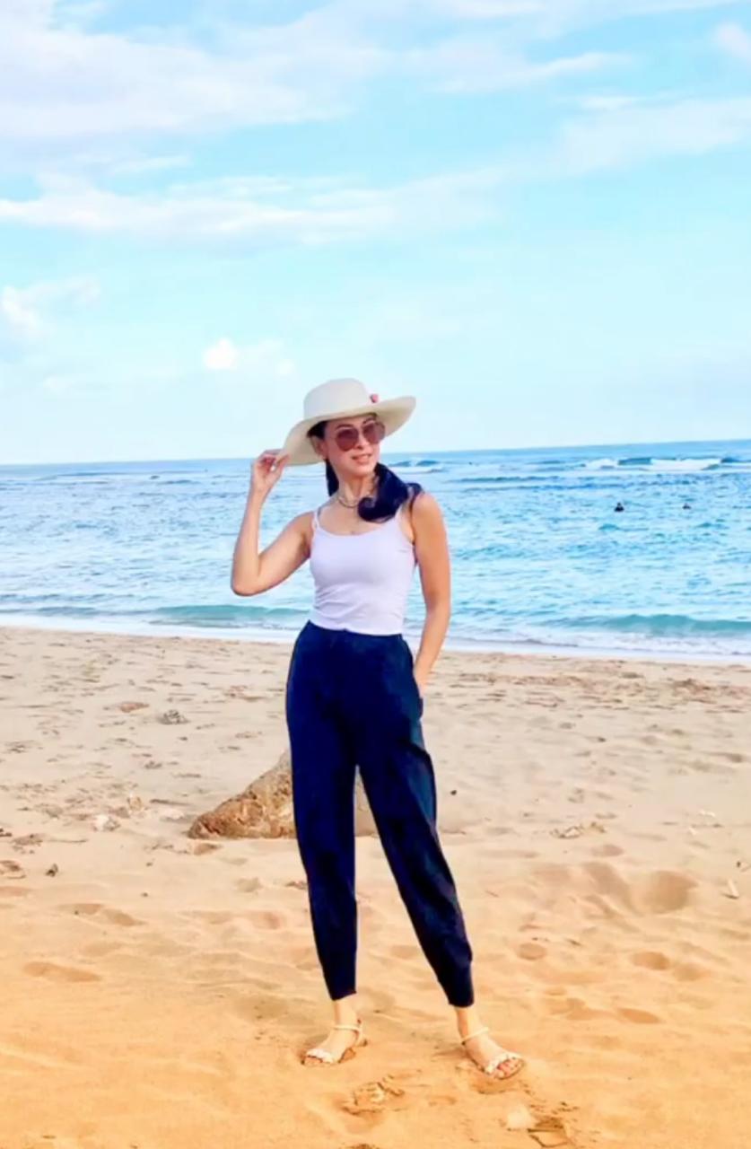 Indira Puteri Indonesia yang awet muda © Instagram