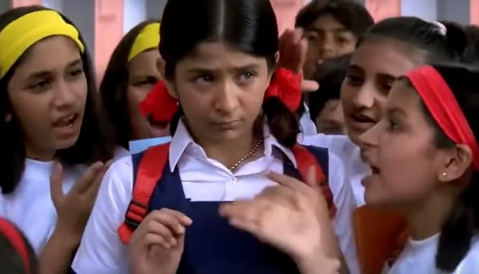 Malvika Raaj Khabie Kushi Khabie Gham © berbagai sumber