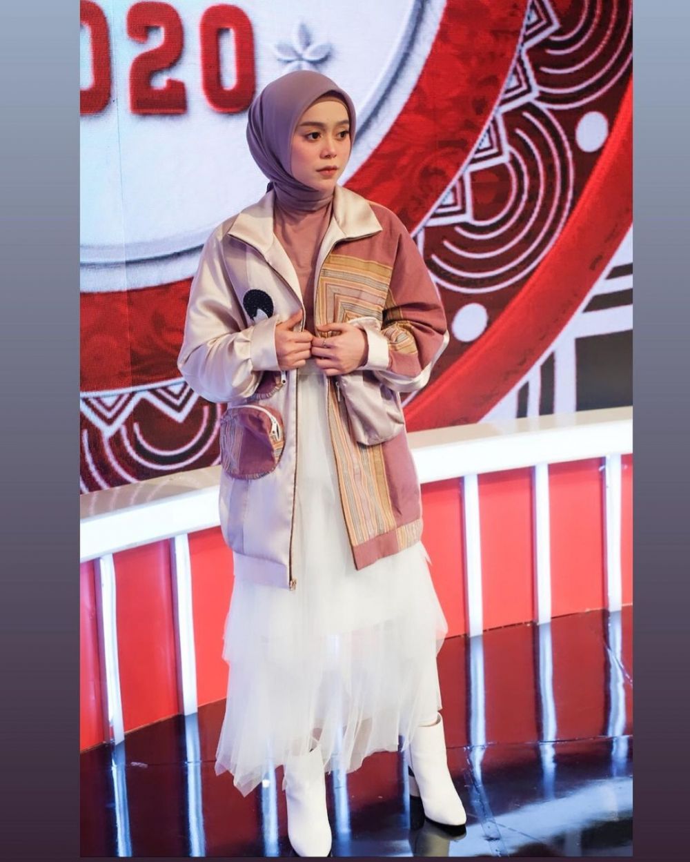 dress lesty kejora bisa jadi inspirasi outfit lebaran © berbagai sumber