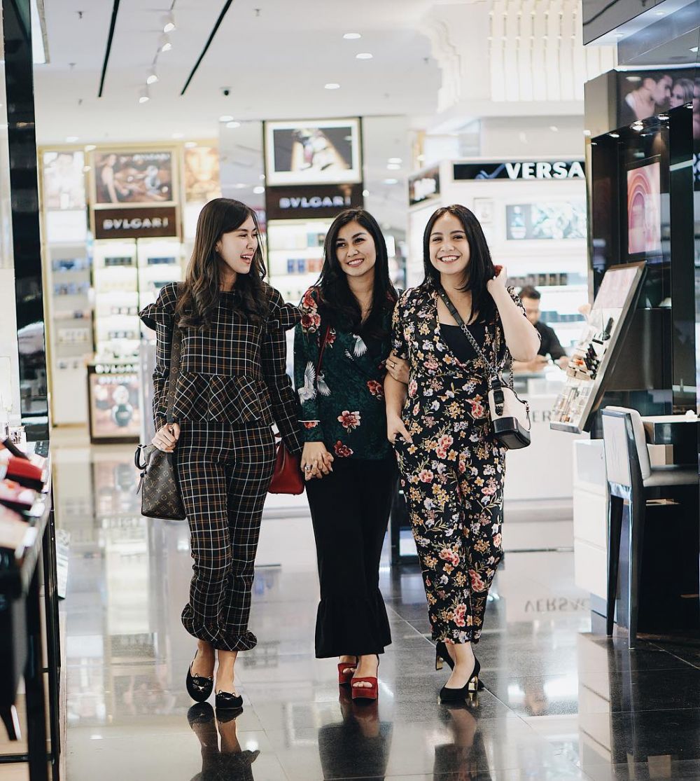 potret kebersamaan pesinetron dan adik ipar © instagram