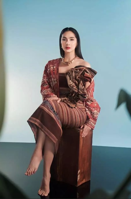 Zaenab bermakeup tebal © Instagram Zaenab bermakeup tebal © Instagram