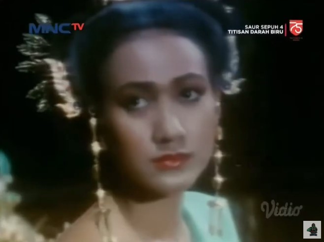 Emak Keluarga Cemara aktris laga 80-an © berbagai sumber