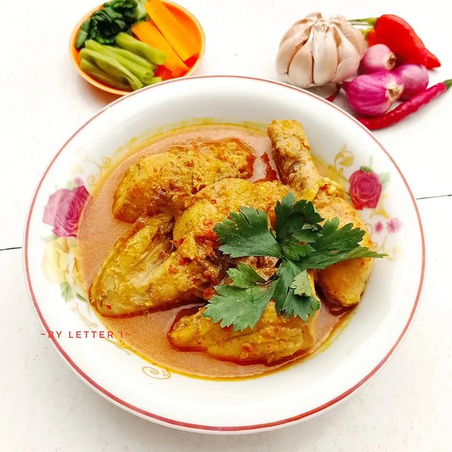 15 Resep gulai ayam tanpa santan lezat, gurih, dan praktis