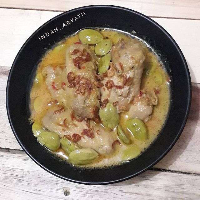 15 Resep gulai ayam tanpa santan lezat, gurih, dan praktis