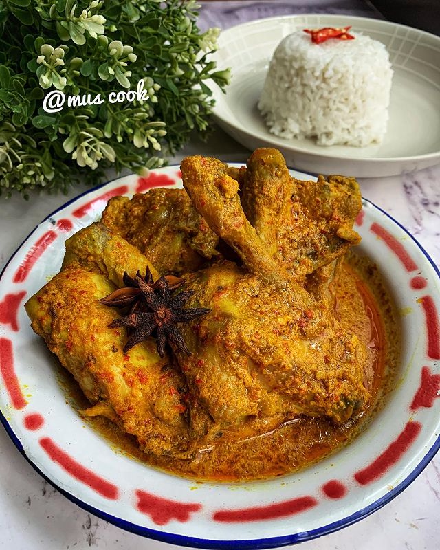 15 Resep gulai ayam tanpa santan lezat, gurih, dan praktis