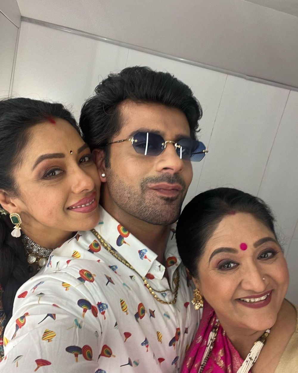 Rupaly Ganguly dan Aashish Mehrotra di dunia nyata © 2023 brilio.net