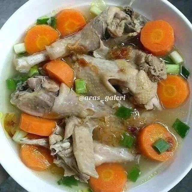 17 Resep ayam kuah tanpa santan istimewa cocok untuk Lebaran Idul Fitri, lezat dan menggugah selera