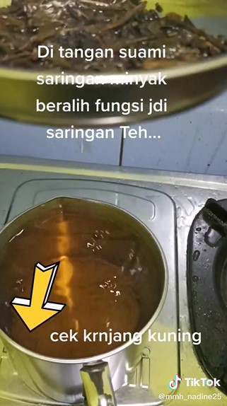 Aksi pria tunjukkan fungsi lain saringan minyak ini bikin melogo sekaligus kagum, kreatif abis