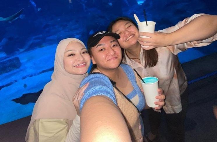 potret kebersamaan nathalie dan nadya holscher © instagram