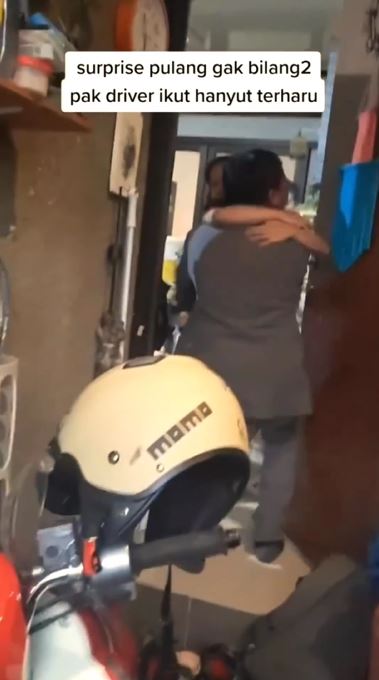 Momen haru pria mudik diam-diam Instagram