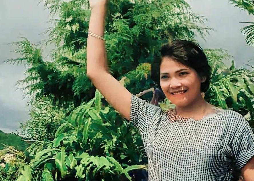 Rima Melati jadi eyang galak di Candy berbagai sumber