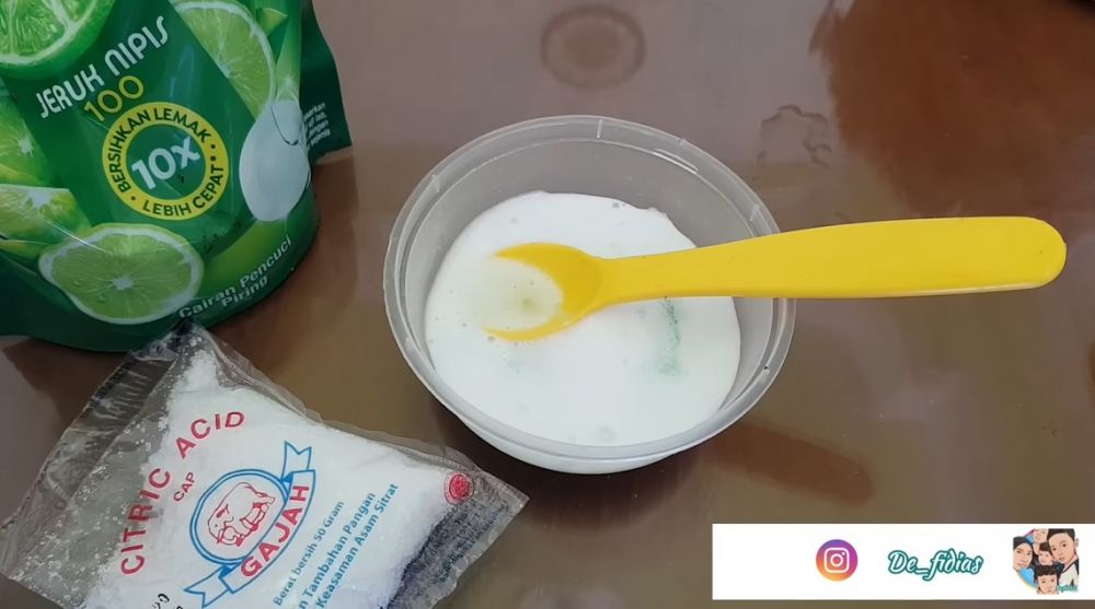 Cara bersihkan kerak bagian dalam rice cooker, kinclong seperti baru cuma pakai 3 bahan