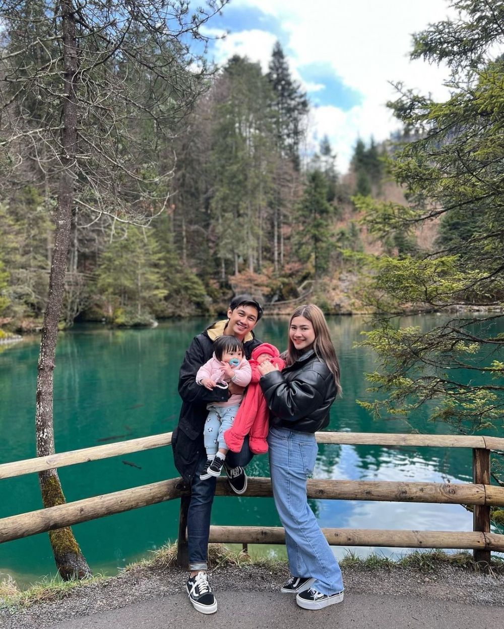 momen liburan feli dan hito tanpa babysitter © instagram momen liburan feli dan hito tanpa babysitter © instagram