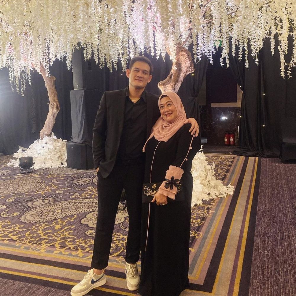 transformasi si antagonis neil © berbagai sumber transformasi si antagonis neil © berbagai sumber