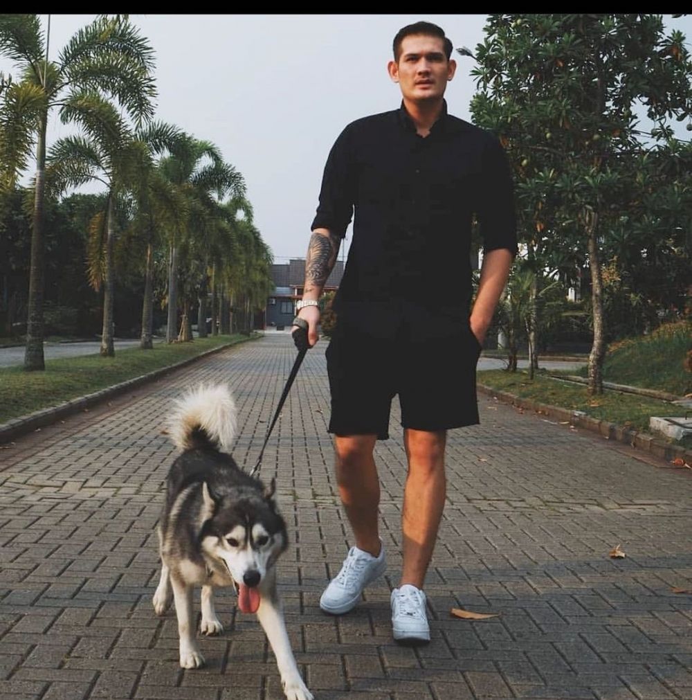 transformasi si antagonis neil © berbagai sumber transformasi si antagonis neil © berbagai sumber