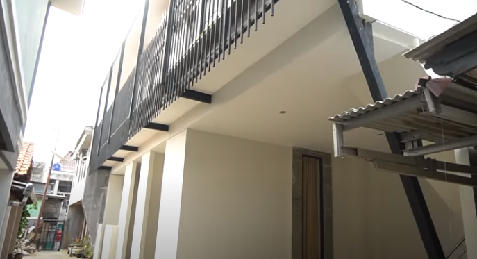 kos-kosan Ria Ricis yang akan dijual  © 2023 brilio.net kos-kosan Ria Ricis yang akan dijual  © 2023 brilio.net