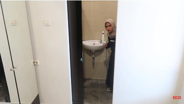 kos-kosan Ria Ricis yang akan dijual  © 2023 brilio.net kos-kosan Ria Ricis yang akan dijual  © 2023 brilio.net