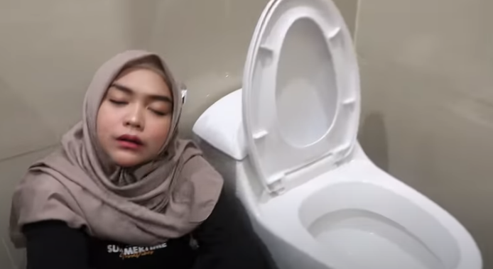 kos-kosan Ria Ricis yang akan dijual  © 2023 brilio.net kos-kosan Ria Ricis yang akan dijual  © 2023 brilio.net