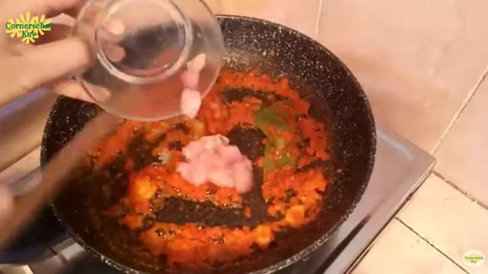 Tanpa minyak, begini 7 cara membuat sambal goreng kentang yang sehat dan rendah kalori