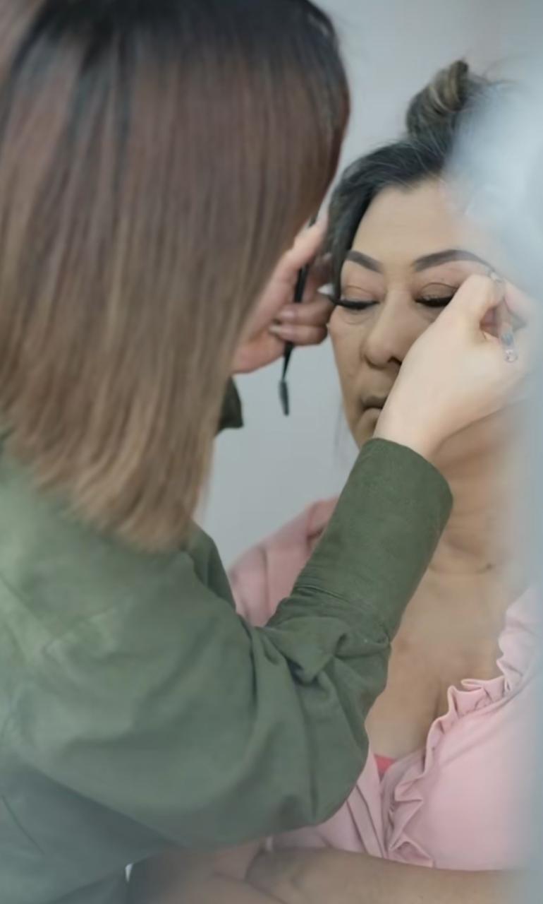wanita dirias jadi mirip istri Sambo © Tiktok