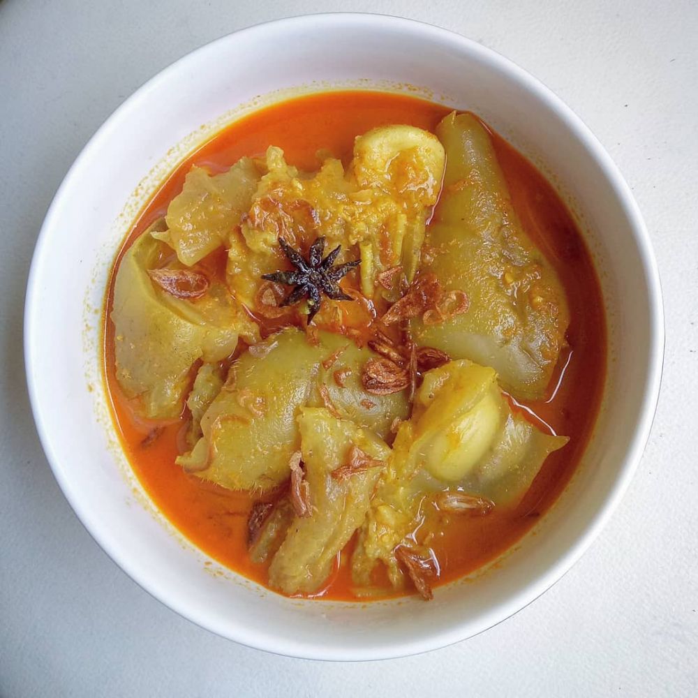 17 Resep olahan kikil sapi kuah santan spesial Lebaran, lezat, gurih, dan menggugah selera