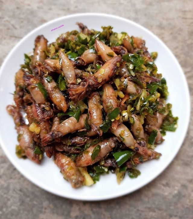 16 Resep oseng cumi pedas, nikmat dan mudah dibuat