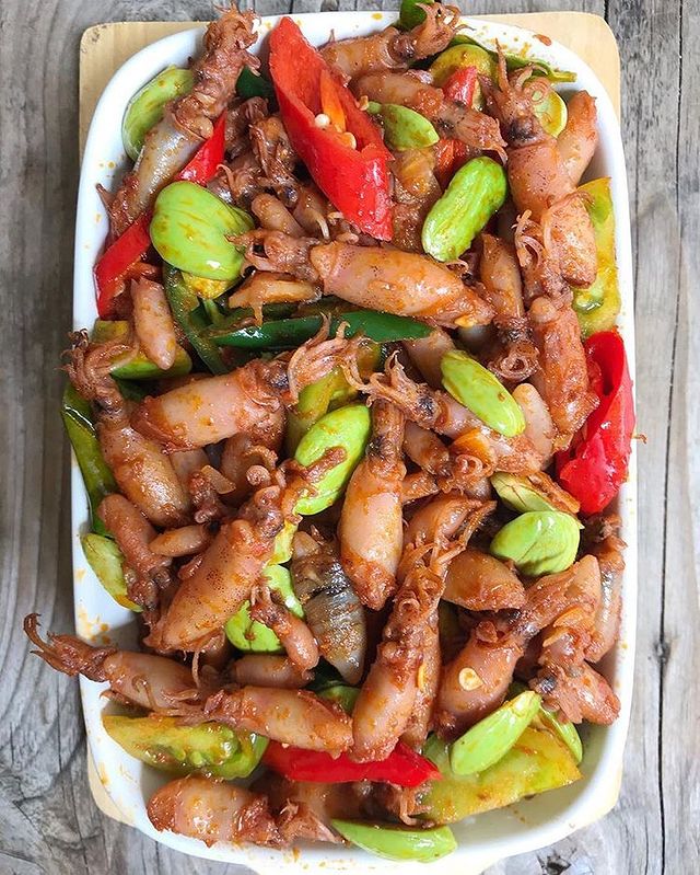 16 Resep oseng cumi pedas, nikmat dan mudah dibuat