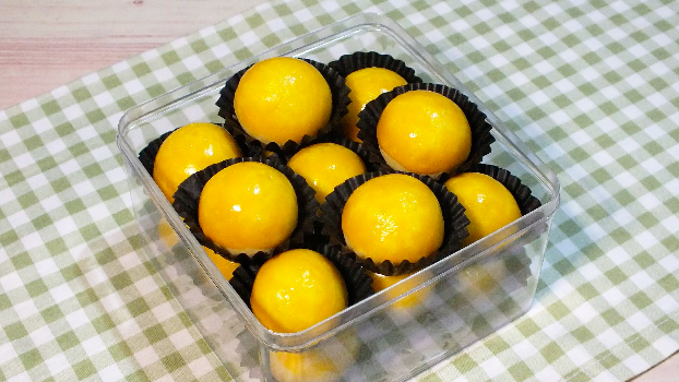 Kreasi kue kering Lebaran 10 seleb yang menggiurkan & mudah dibuat, Ussy Sulistiawaty pakai resep ibu