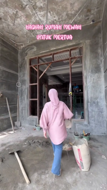 seleb tiktok bangun rumah untuk mertua © TikTok seleb tiktok bangun rumah untuk mertua © TikTok