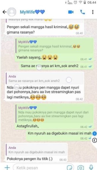 ibu hamil lagi ngidam ini bikin suami pusing © berbagai sumber ibu hamil lagi ngidam ini bikin suami pusing © berbagai sumber