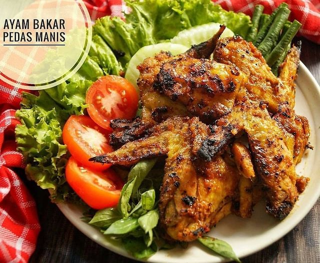 13 Resep olahan sayap ayam bumbu pedas manis enak, sederhana, dan aromanya bikin lapar