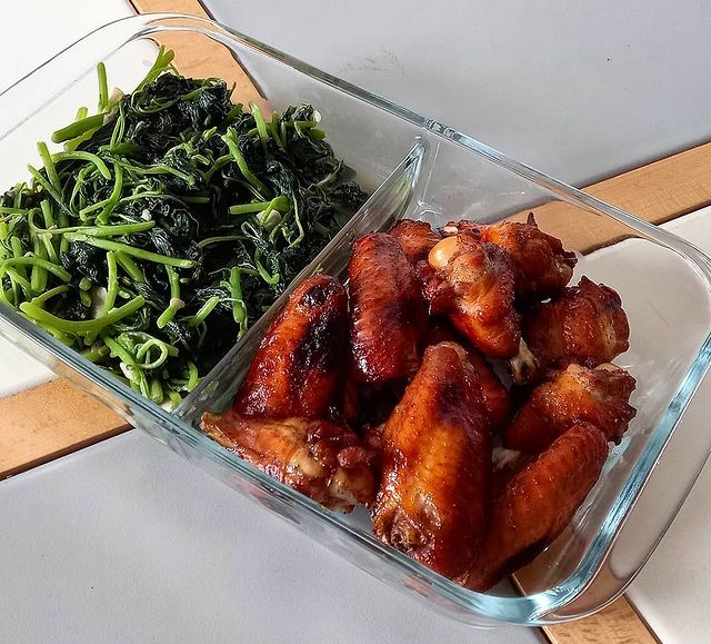 13 Resep olahan sayap ayam bumbu pedas manis enak, sederhana, dan aromanya bikin lapar
