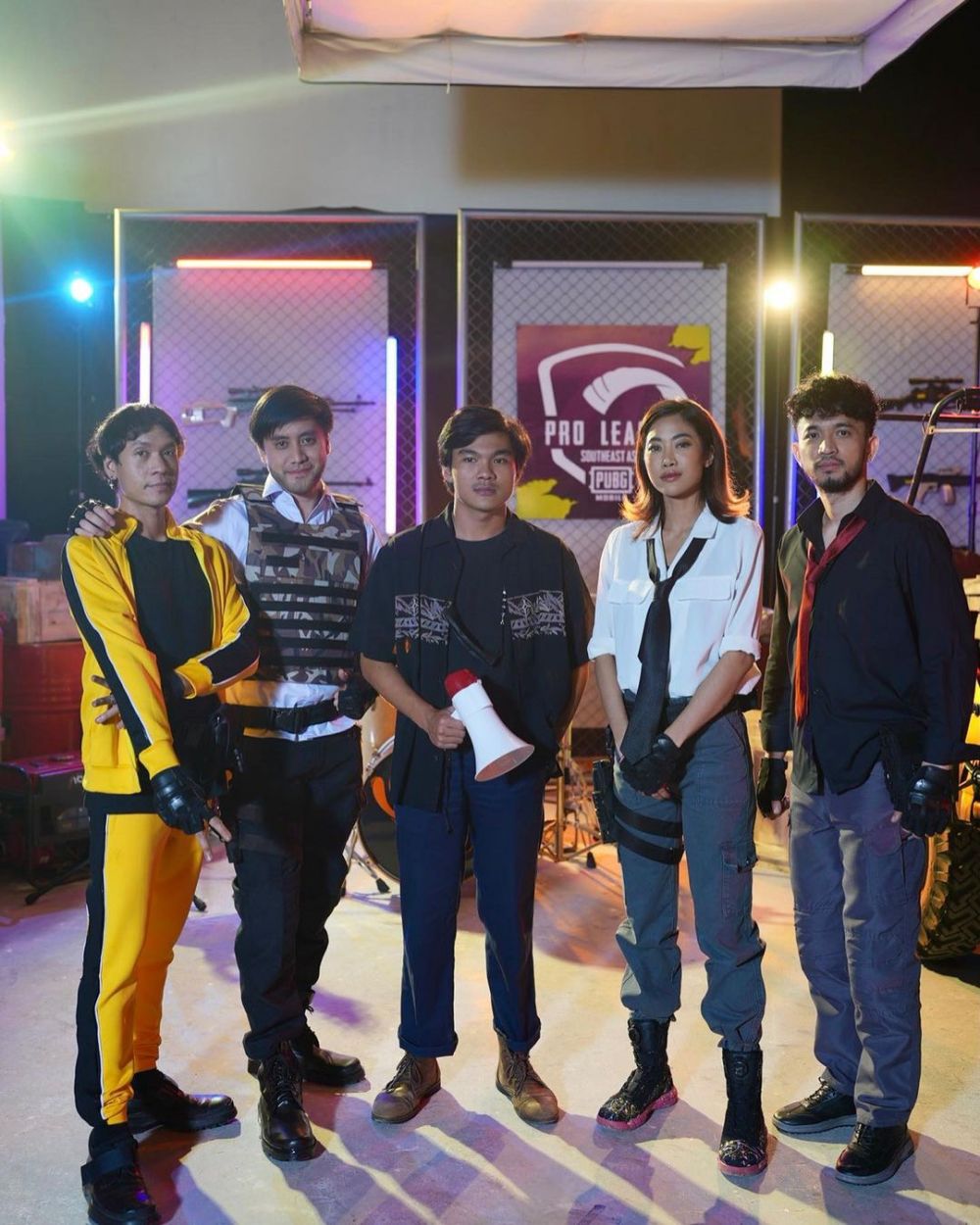 Yuga Cinta Fitri Anbo Onthoceno © berbagai sumber