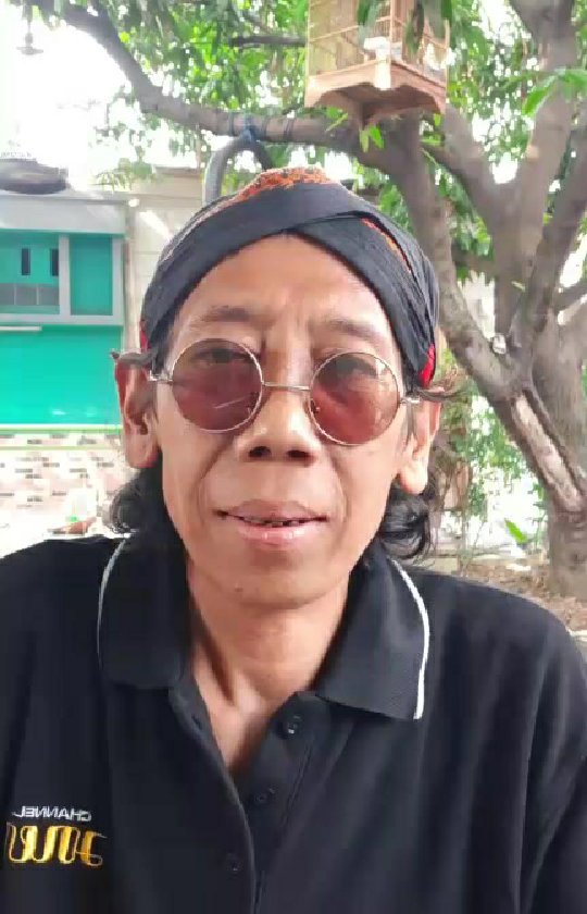 Joni Inyong Ipartok Gombong Putri Duyung  © berbagai sumber