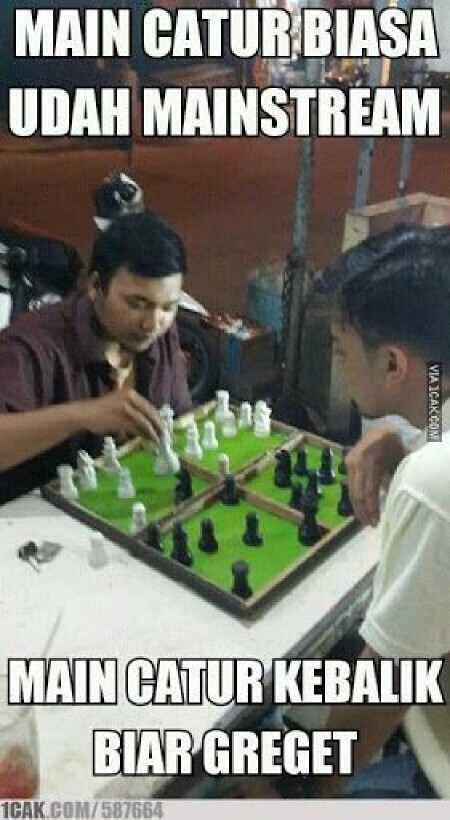 papan catur nyeleneh absurd © berbagai sumber