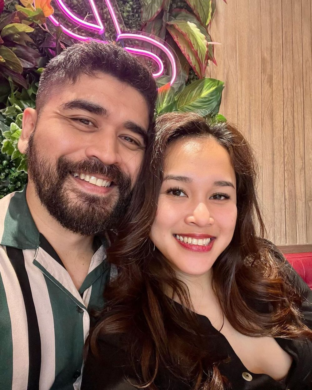 potret pemeran firman kini makin berkharisma di usia 42 tahun © berbagai sumber