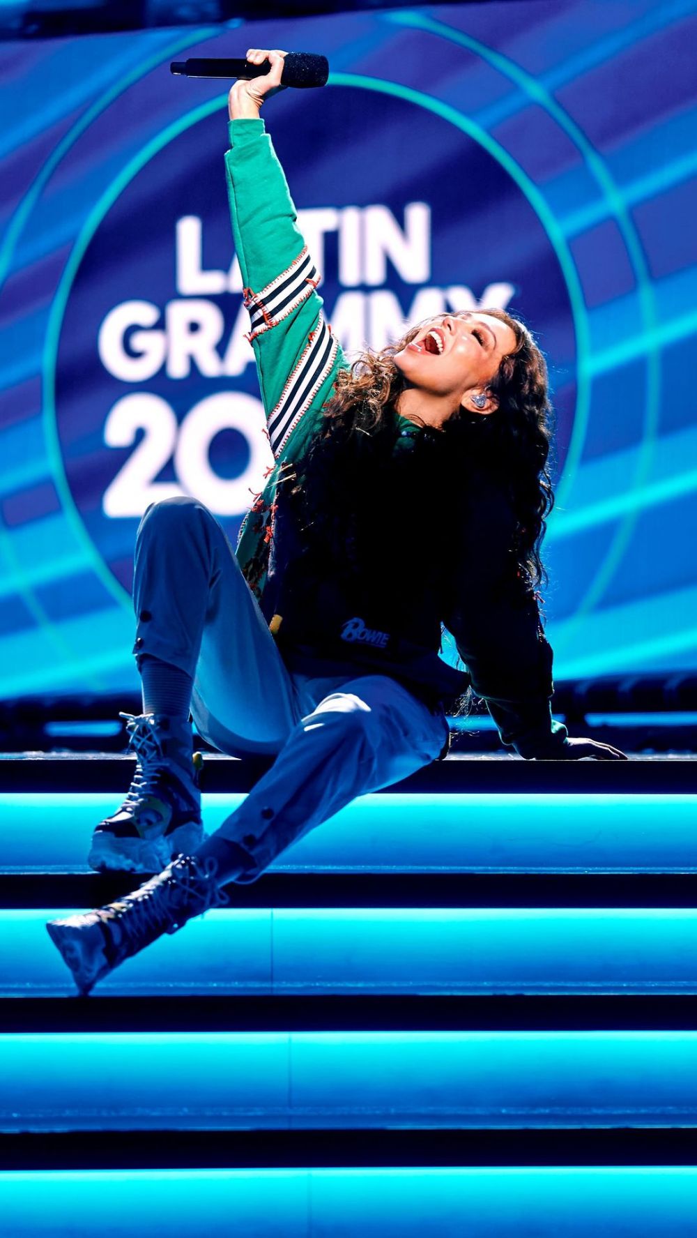 Thalia Rosalinda di atas panggung © Instagram