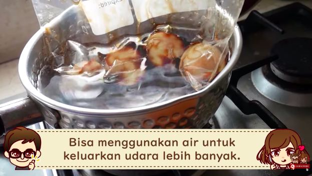 Disajikan sebagai pelengkap ramen, ini 9 cara bikin telur rebus nitamago yang cantik dan antigagal