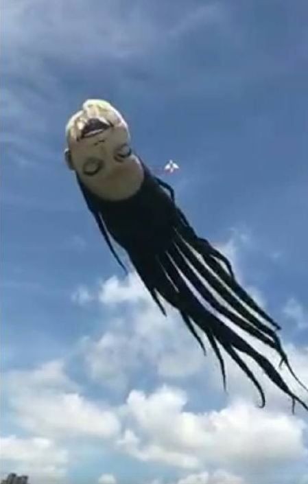 main layangan ini bikin yang ngelihat sakit kepala © berbagai sumber