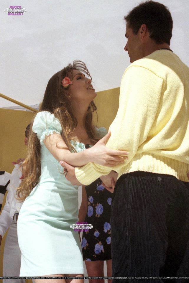 nostalgia Fernando Carrillo dan Thalia © berbagai sumber nostalgia Fernando Carrillo dan Thalia © berbagai sumber