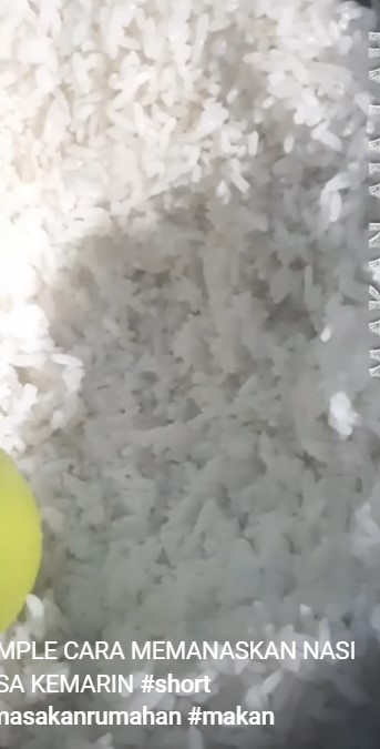 Cara memanaskan nasi beku dari freezer agar pulen dan lembut tanpa kukusan atau microwave