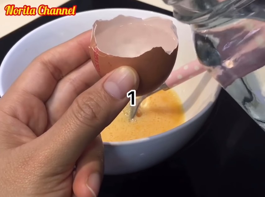 Trik mengukus tim telur ala Chinese Food ini bikin hasilnya lembut dan tak retak