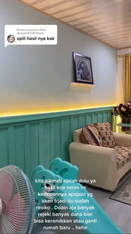 Ruang tamu dindingnya lembap © TikTok Ruang tamu dindingnya lembap © TikTok