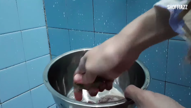 Pakai 2 bahan dapur, ini cara bersihkan hati ayam agar terbebas dari rasa pahit & antiamis saat diolah