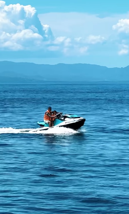 momen gading dan gisel ajak gempi liburan © berbagai sumber