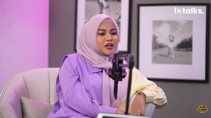 cerita aurel pernah minta cerai © YouTube cerita aurel pernah minta cerai © YouTube