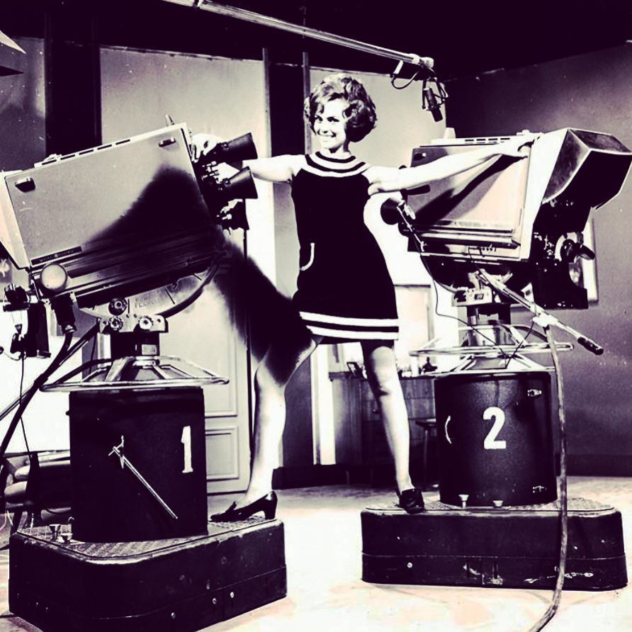 Ibu tiri di Rosalinda © berbagai sumber