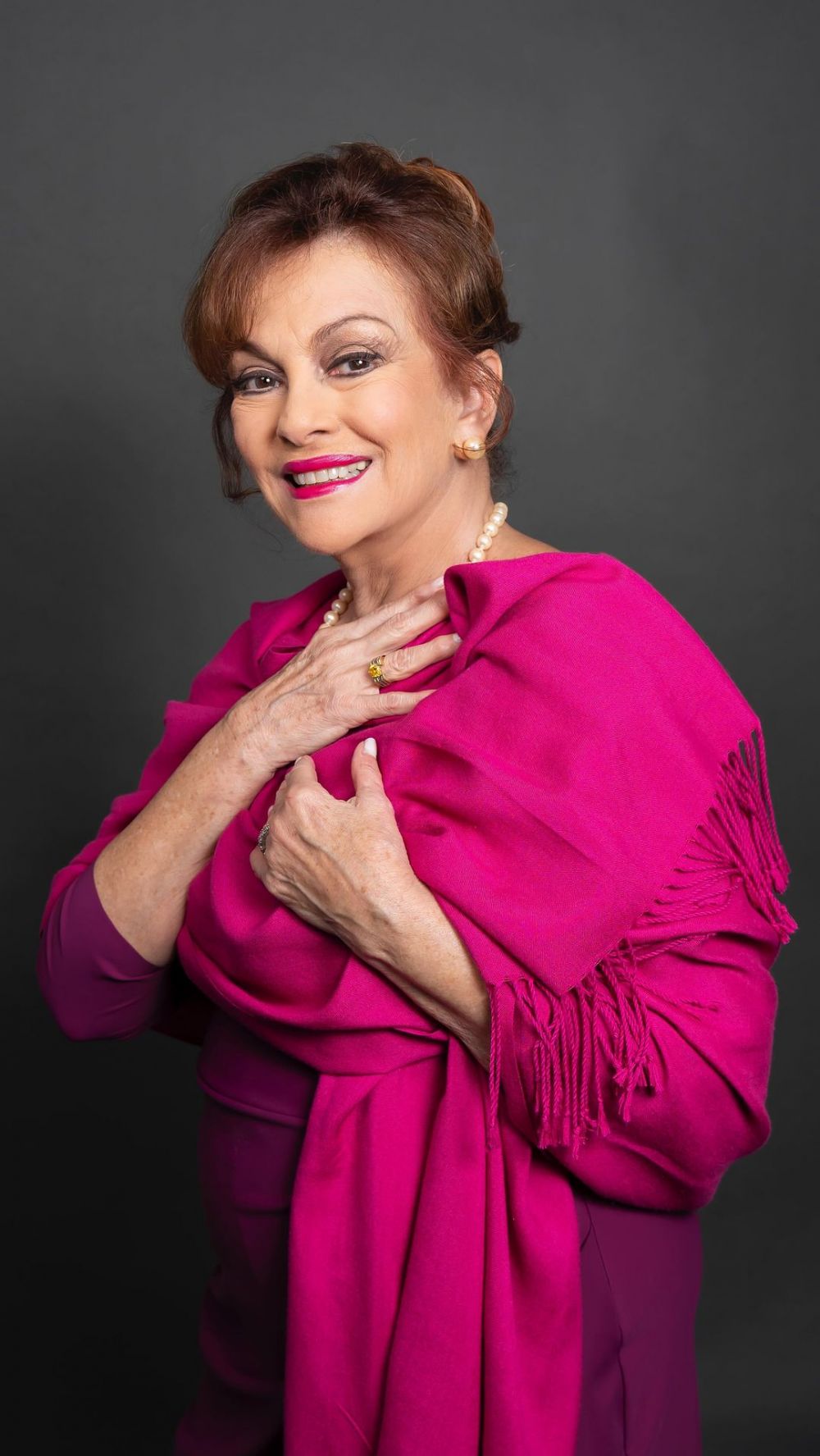 transformasi ibu tiri di Rosalinda berbagai sumber